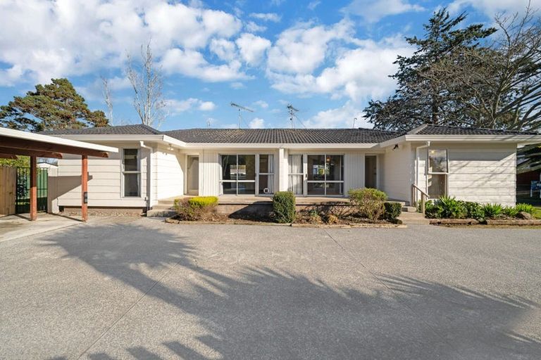 Photo of property in 11a Sharivari Place, Conifer Grove, Takanini, 2112