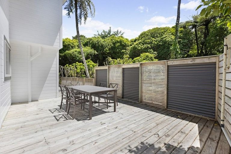 Photo of property in 51b Maungaraki Road, Korokoro, Lower Hutt, 5012