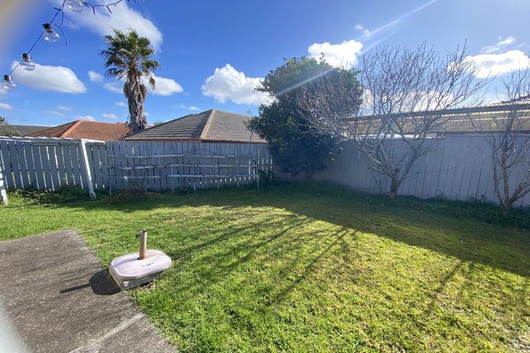 Photo of property in 15 Robin Brooke Drive, Flat Bush, Auckland, 2019