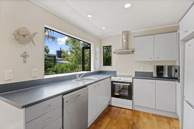 Photo of property in 30c West Tamaki Road, Saint Heliers, Auckland, 1072