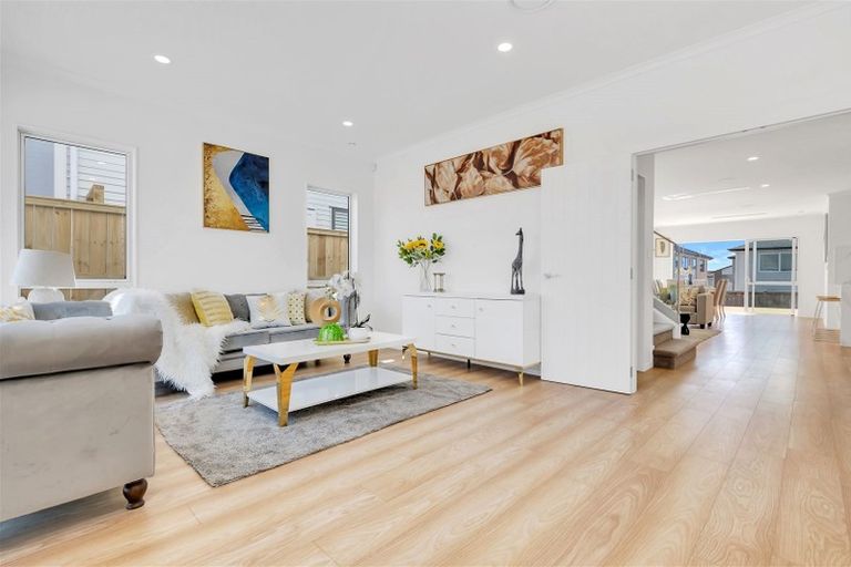 Photo of property in 76 Ksenia Drive, Flat Bush, Auckland, 2019