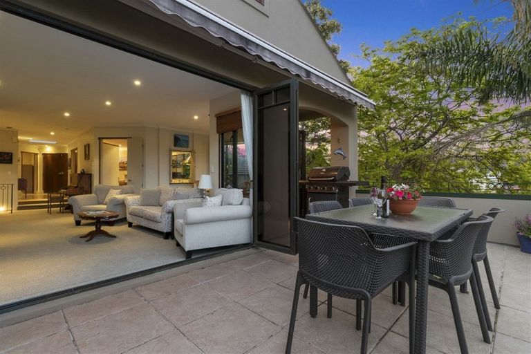 Photo of property in 2/45 Prospect Terrace, Milford, Auckland, 0620