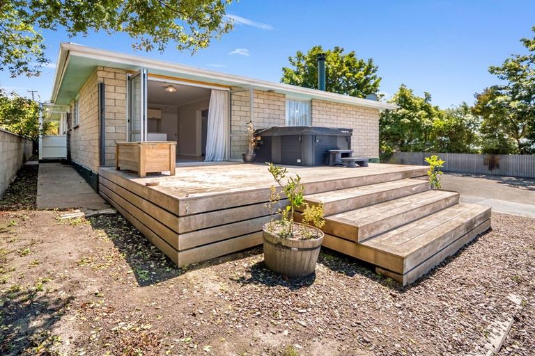 Photo of property in 37 Awamoa Road, Holmes Hill, Oamaru, 9401