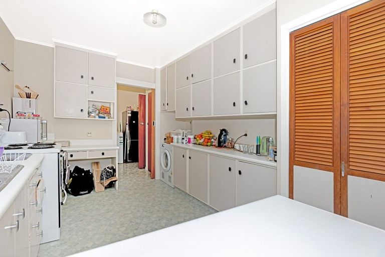 Photo of property in 29 Seddon Crescent, Whataupoko, Gisborne, 4010