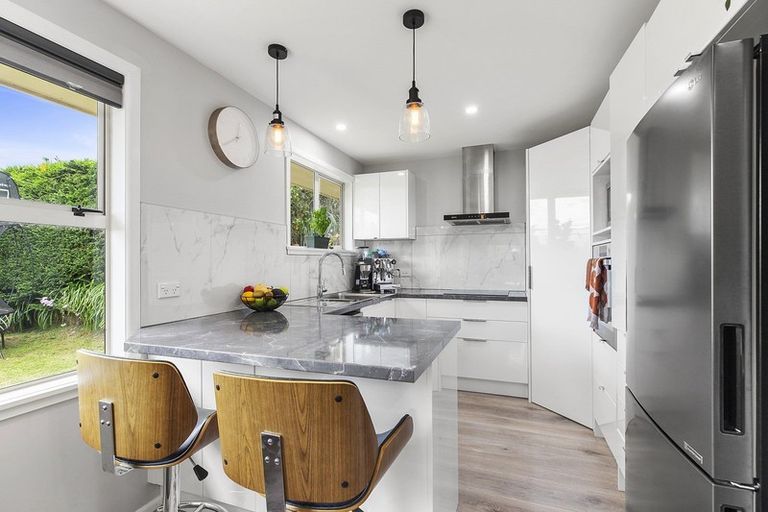 Photo of property in 18 Baffin Grove, Kingston, Wellington, 6021