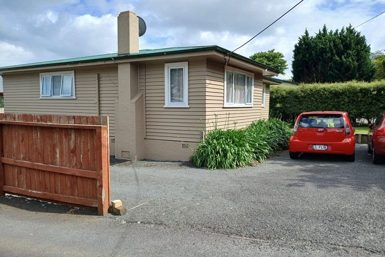 Photo of property in 4 Ohaupo Road, Hamilton Lake, Hamilton, 3204