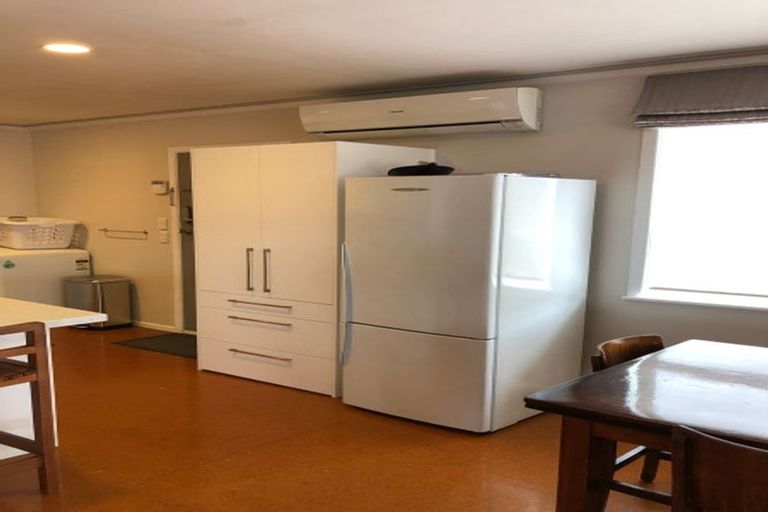 Photo of property in 68 Udys Road, Pakuranga, Auckland, 2010