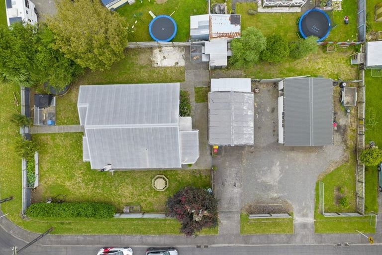 Photo of property in 2 Standish Street, Inglewood, 4330