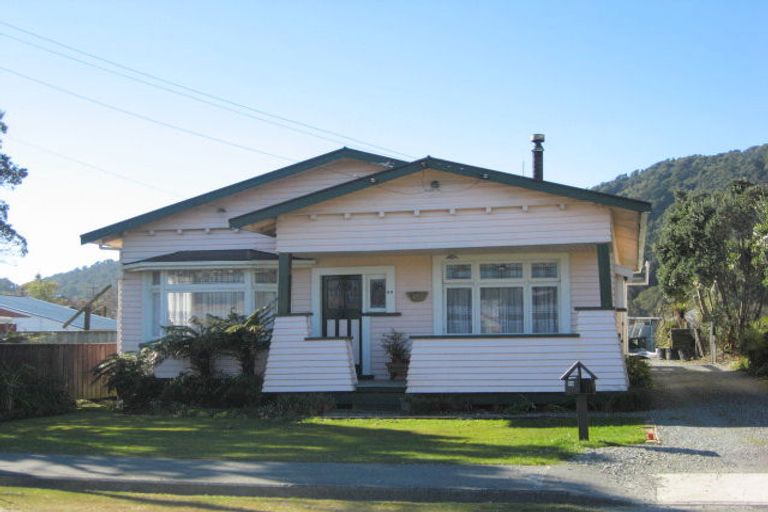 Photo of property in 99 Ward Street, Cobden, Greymouth, 7802