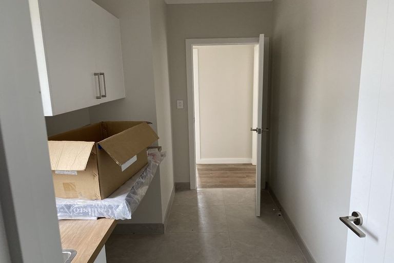 Photo of property in 2 Grove Lane, Omokoroa, 3114