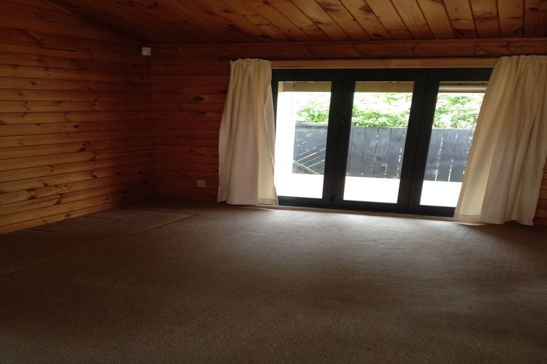 Photo of property in 87 Carnoustie Drive, Wattle Downs, Auckland, 2103