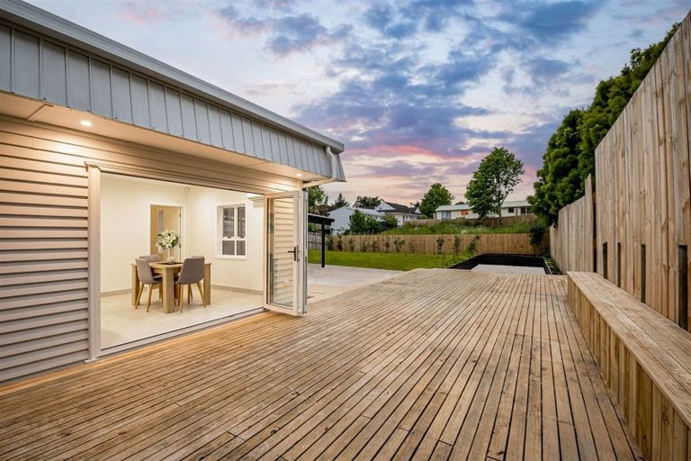 Photo of property in 5 Duchess Way, Riverhead, 0820