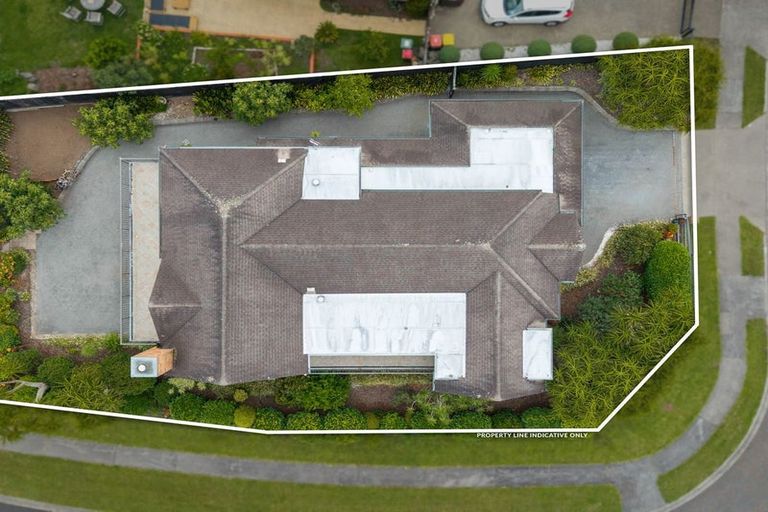 Photo of property in 30 Waikura Drive, Te Atatu Peninsula, Auckland, 0610