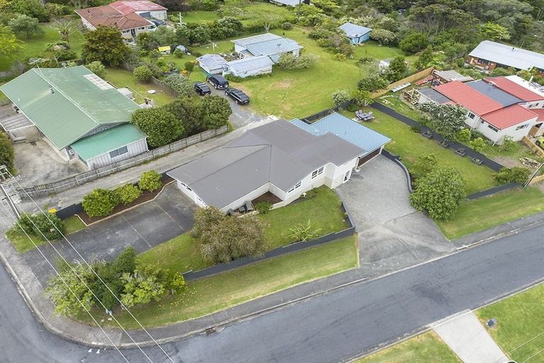 Photo of property in 41 Rangimaarie Crescent, Snells Beach, 0920