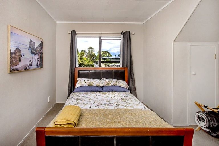 Photo of property in 94a Konini Road, Titirangi, Auckland, 0604