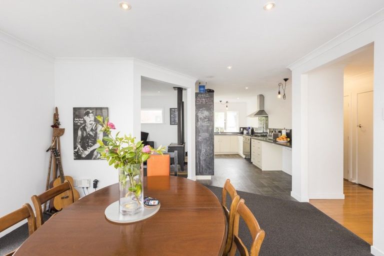 Photo of property in 10 Antrim Place, Hokowhitu, Palmerston North, 4410