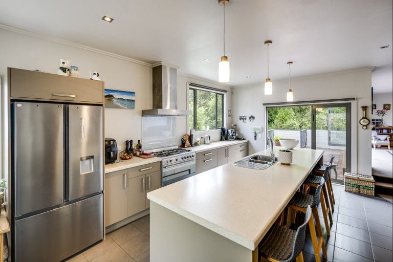 Photo of property in 49 Chaucer Road, Hospital Hill, Napier, 4110