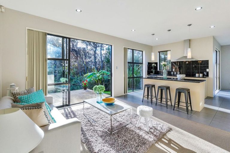 Photo of property in 37 Cartmel Avenue, Massey, Auckland, 0614