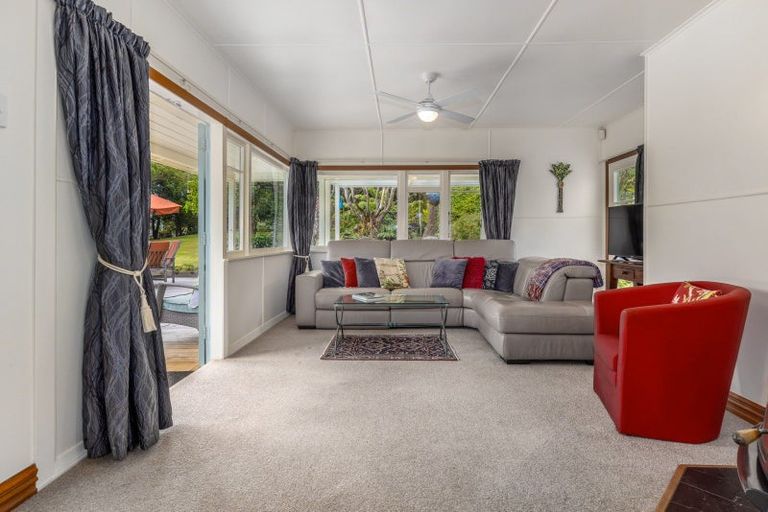 Photo of property in 121 Amohia Street, Paraparaumu, 5032