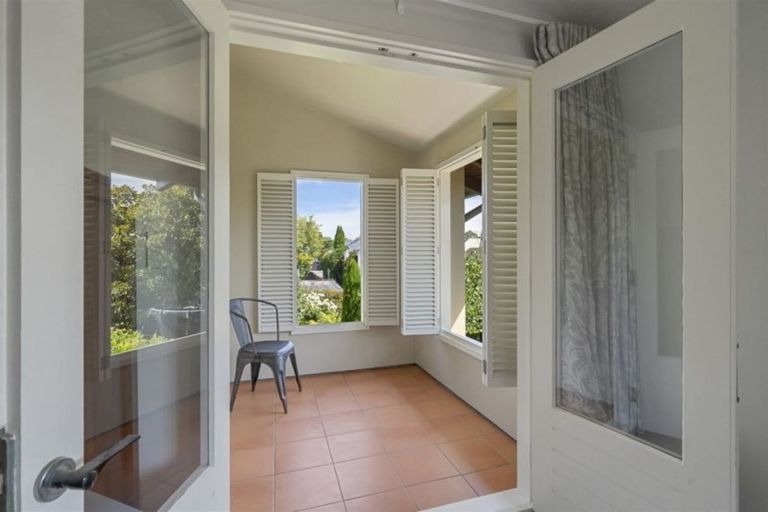 Photo of property in 19 Rhodes Street, Merivale, Christchurch, 8014