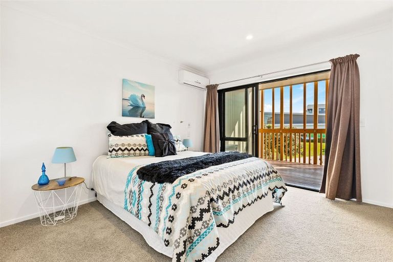 Photo of property in 29 De Havilland Road, Hobsonville, Auckland, 0618