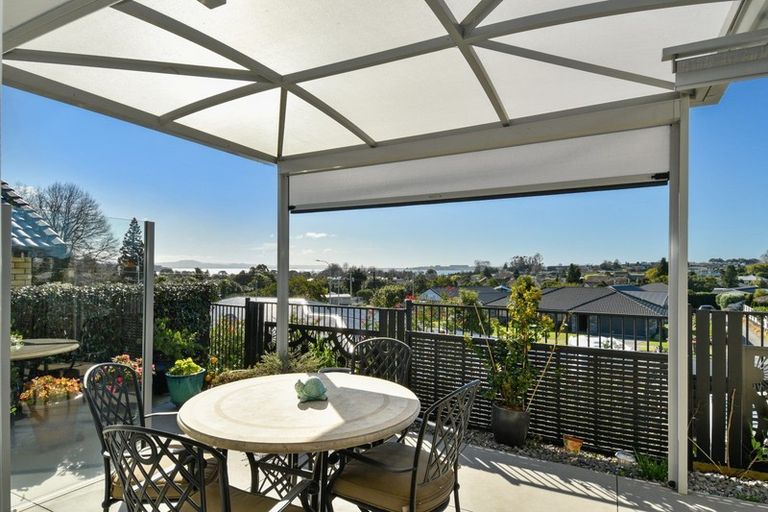 Photo of property in 27 Vista Close, Omokoroa, 3114