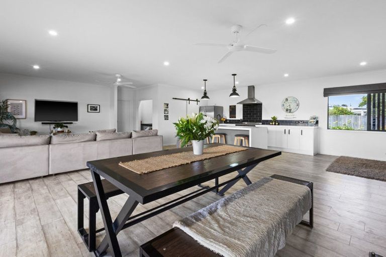 Photo of property in 27a Petane Road, Bay View, Napier, 4104