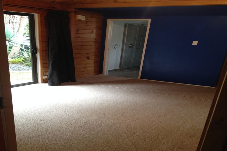 Photo of property in 87 Carnoustie Drive, Wattle Downs, Auckland, 2103