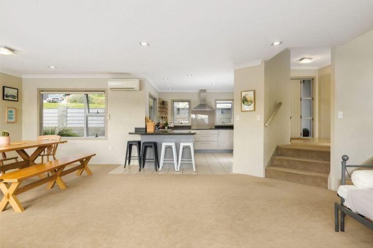 Photo of property in 16 Te Otinga Place, Pyes Pa, Tauranga, 3112