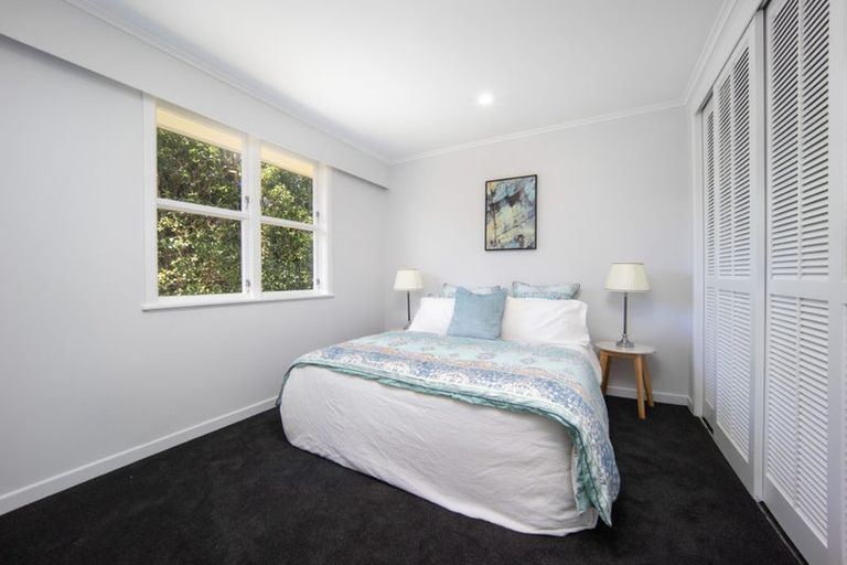 Photo of property in 20 Waione Avenue, Te Atatu Peninsula, Auckland, 0610