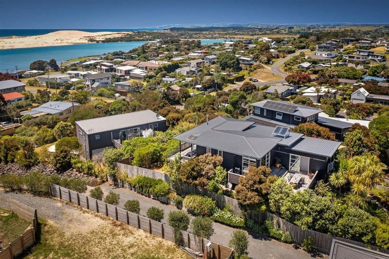 Photo of property in 40 Moir Point Road, Mangawhai Heads, Mangawhai, 0505