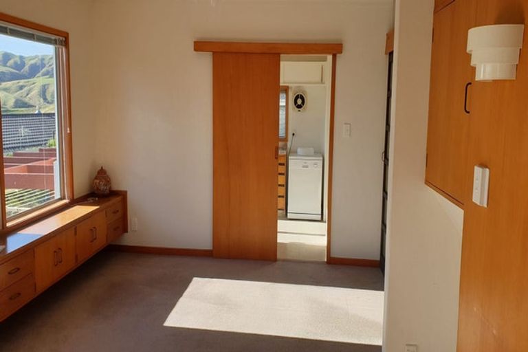 Photo of property in 8 Paua Place, Camborne, Porirua, 5026