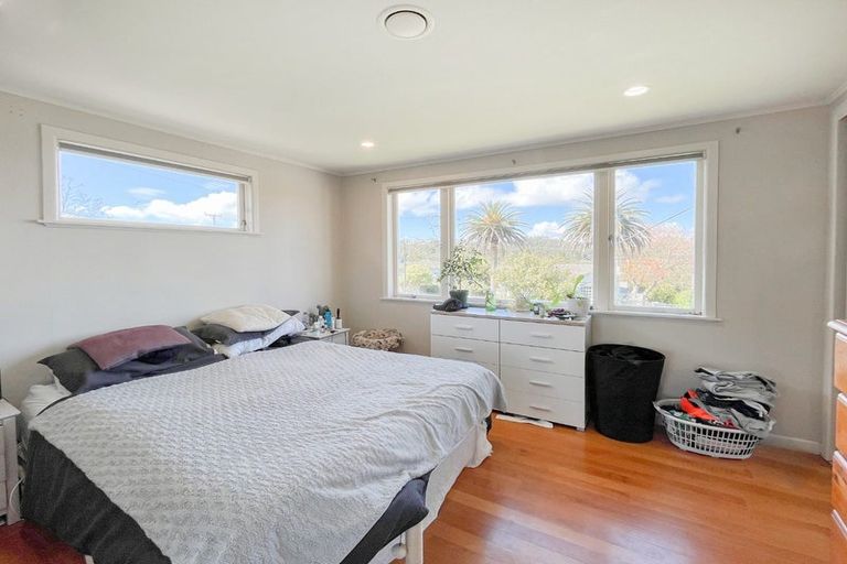 Photo of property in 47 Park Road, Glenfield, Auckland, 0629