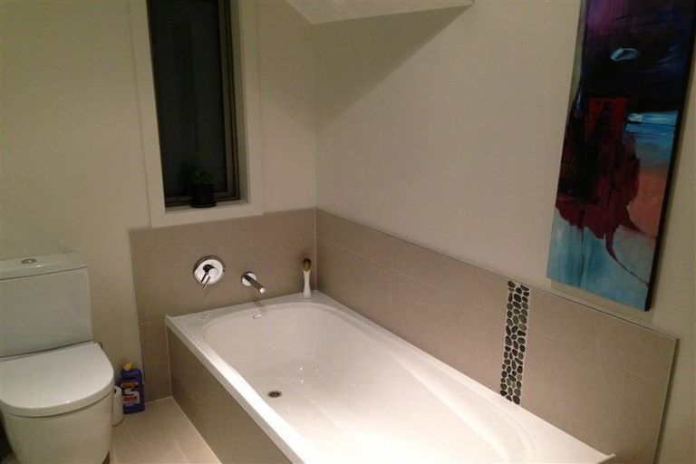 Photo of property in 40a Verran Road, Birkdale, Auckland, 0626