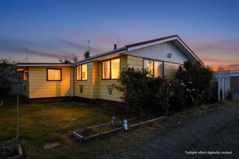 Photo of property in 3 Dawson Street, Foxton Beach, Foxton, 4815