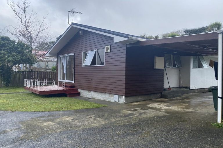 Photo of property in 64b The Drive, Tawa, Wellington, 5028