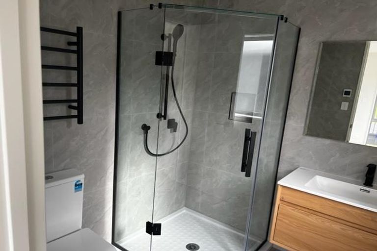 Photo of property in 43 Clara Road, Silverdale, 0932