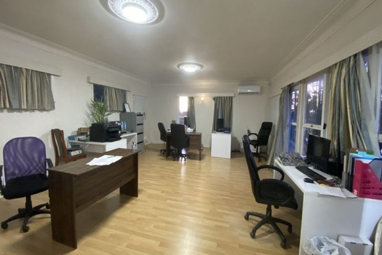 Photo of property in 67 Trig Road, Whenuapai, Auckland, 0618