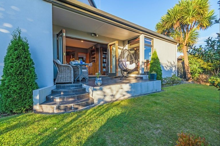 Photo of property in 15 Montgomery Terrace, Hokowhitu, Palmerston North, 4410