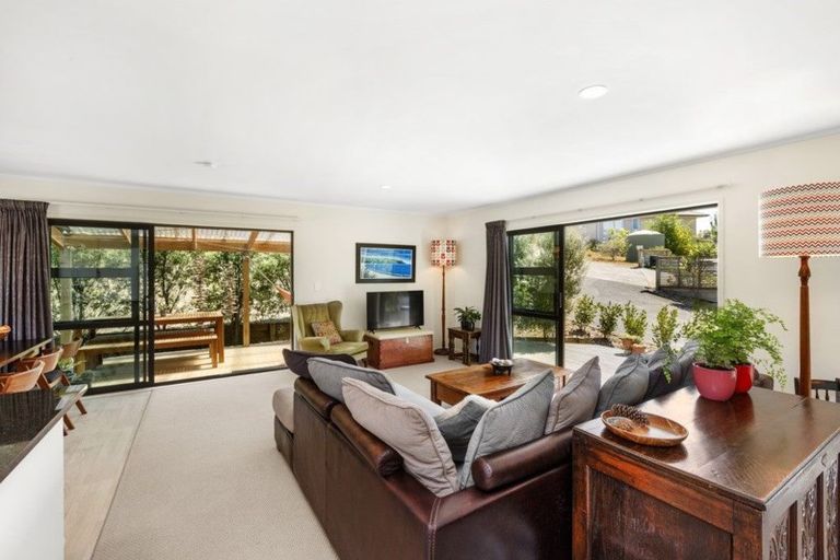 Photo of property in 5b Waikowhai Place, Raglan, 3225