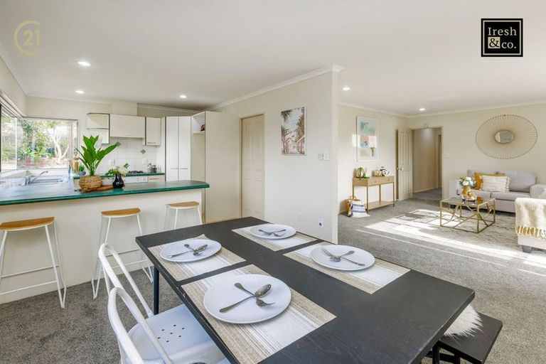 Photo of property in 22 Mt Lebanon Crescent, The Gardens, Auckland, 2105