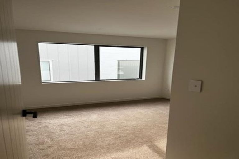 Photo of property in 43 Clara Road, Silverdale, 0932