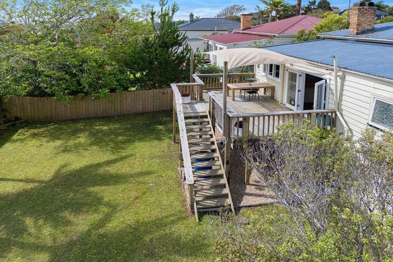 Photo of property in 31 Garfield Road, Helensville, 0800