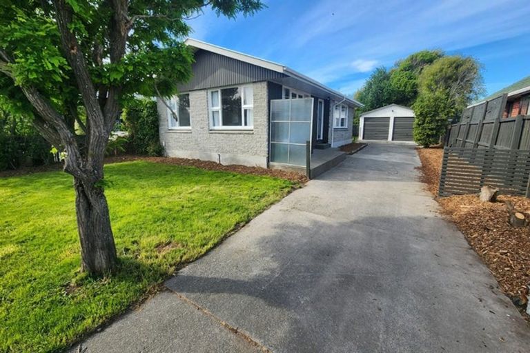 Photo of property in 50 Niven Street, Avondale, Christchurch, 8061