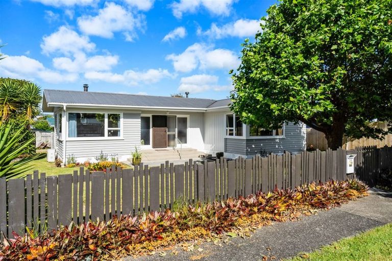 Photo of property in 30 Beazley Crescent, Tikipunga, Whangarei, 0112