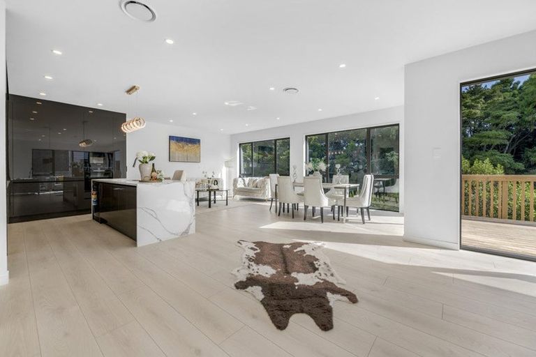 Photo of property in 8 Hing Street, Flat Bush, Auckland, 2019