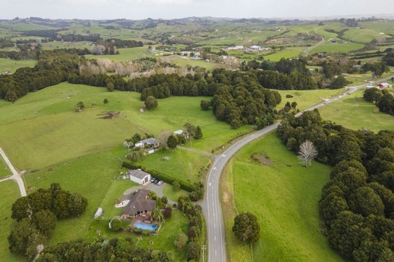 Photo of property in 758 Kaiwaka-mangawhai Road, Hakaru, Wellsford, 0975