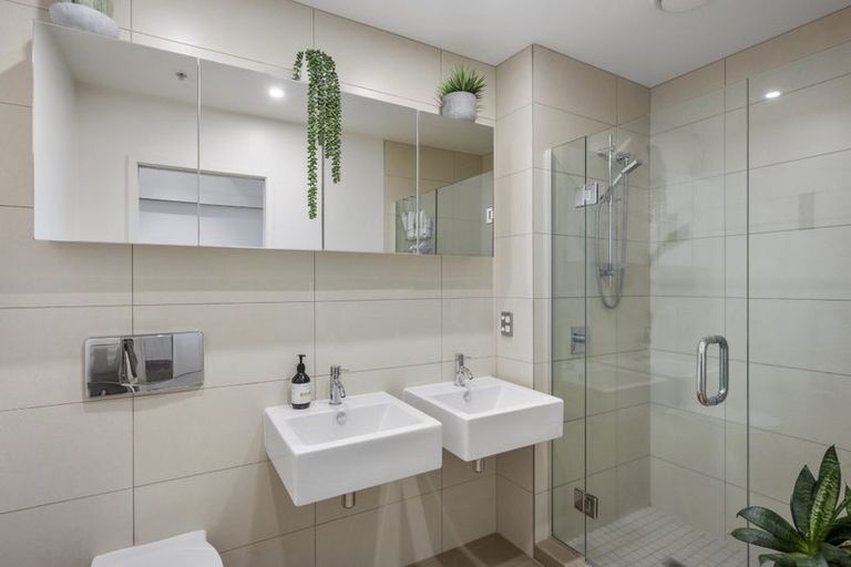 Photo of property in Maison Apartments, 111/16 Huron Street, Takapuna, Auckland, 0622