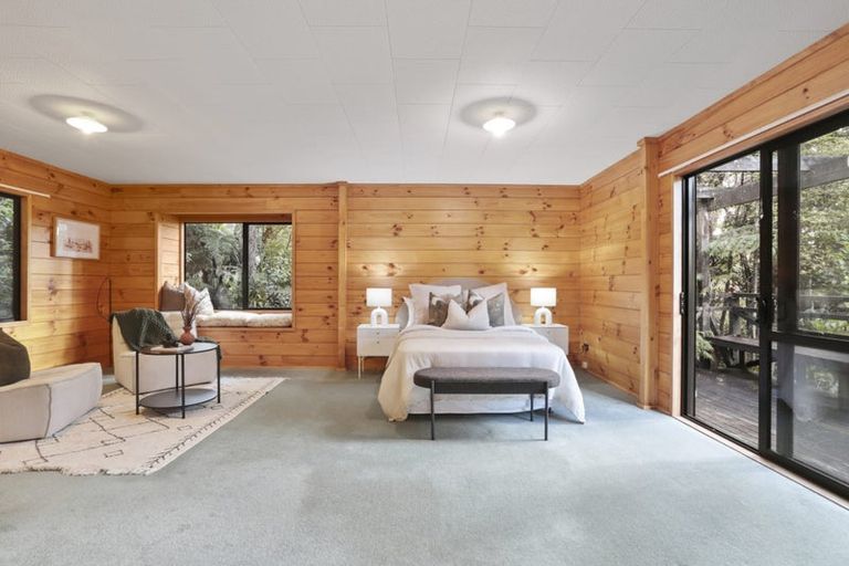 Photo of property in 14 Cochran Road, Oratia, Auckland, 0604