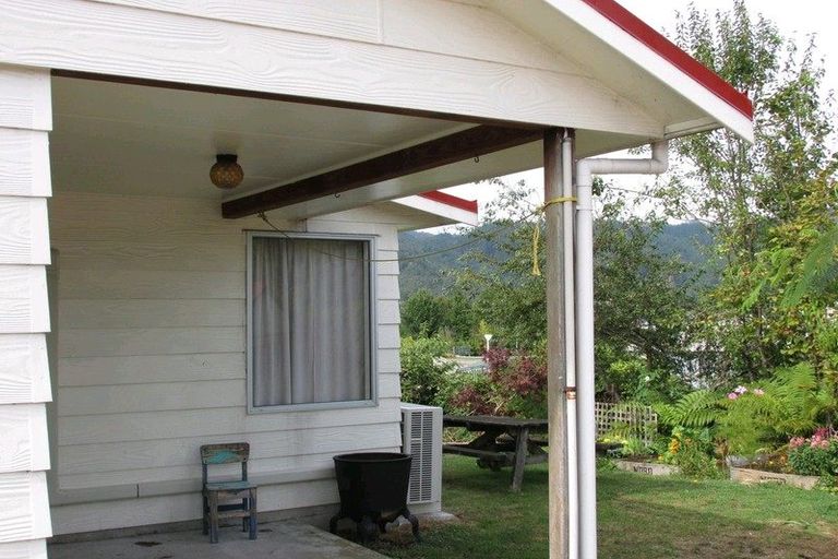 Photo of property in 31 Coal Street, Reefton, 7830